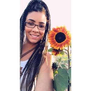 Meet your Posher, Renee